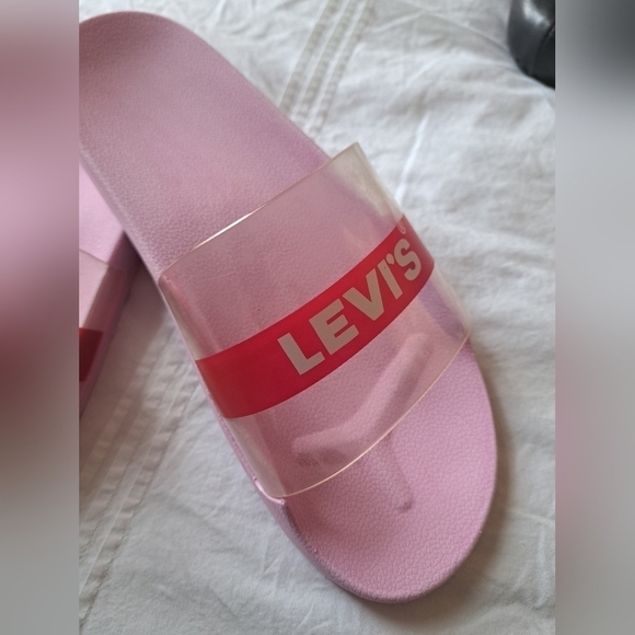 LEVI'S PINK SLIDES summer sandals shoes slip on beachy coastal swim flip flop 9 - Picture 5 of 6